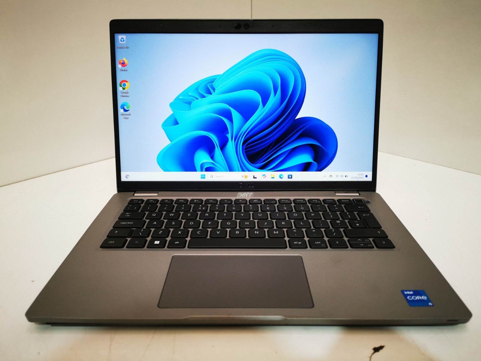 Dell Latitude 5430 14″ Laptop – i5-12th Gen, 8GB RAM, 256GB SSD - Minor Defects