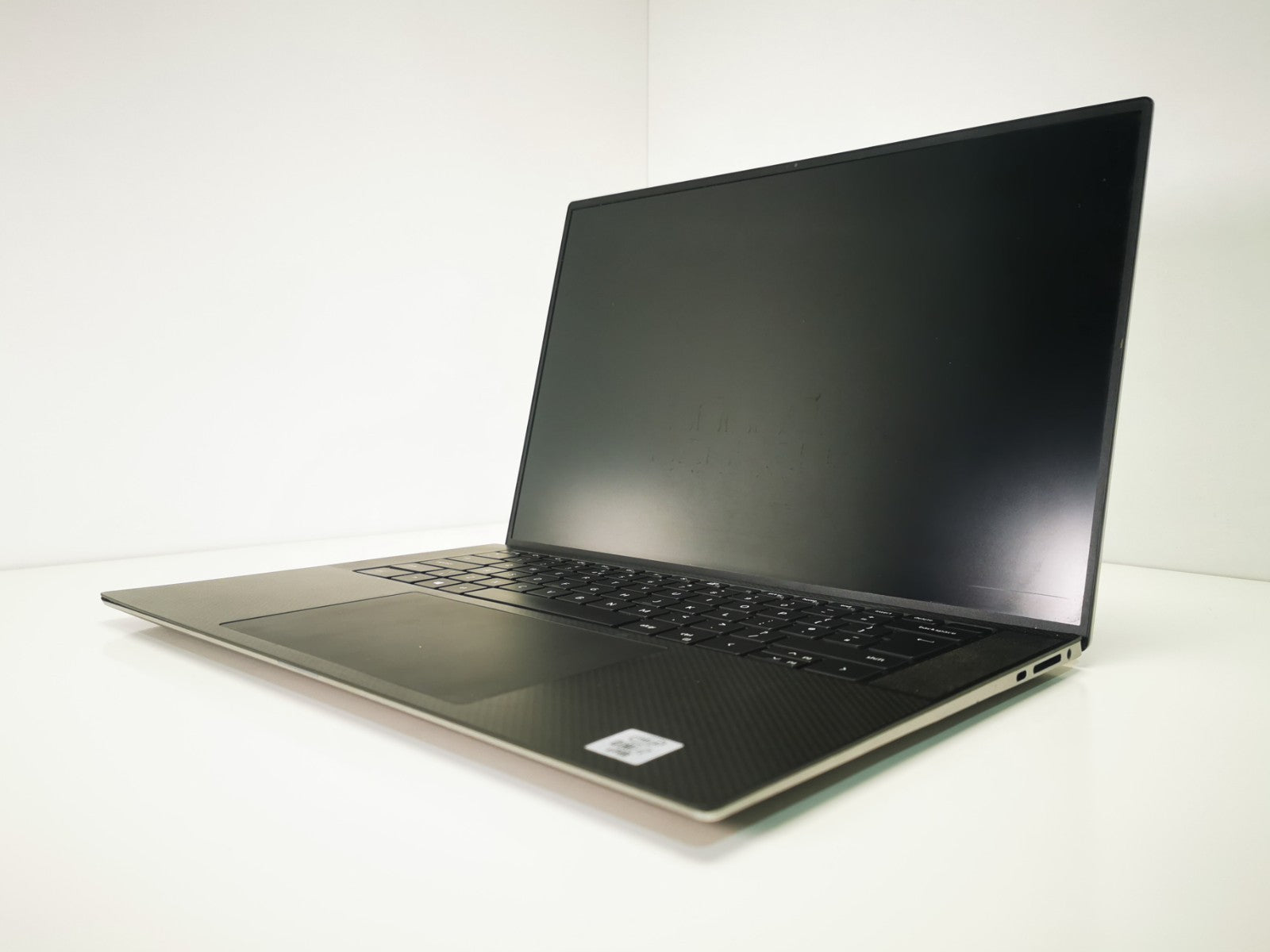 Dell Precision 5550 15.6″ Workstation – 10th Gen i7/32GB RAM/512GB SSDWin 11 Pro