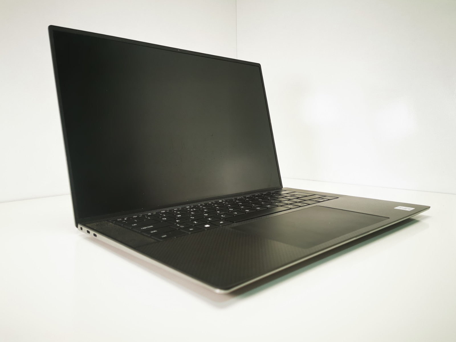 Dell Precision 5550 15.6″ Workstation – 10th Gen i7/32GB RAM/512GB SSDWin 11 Pro