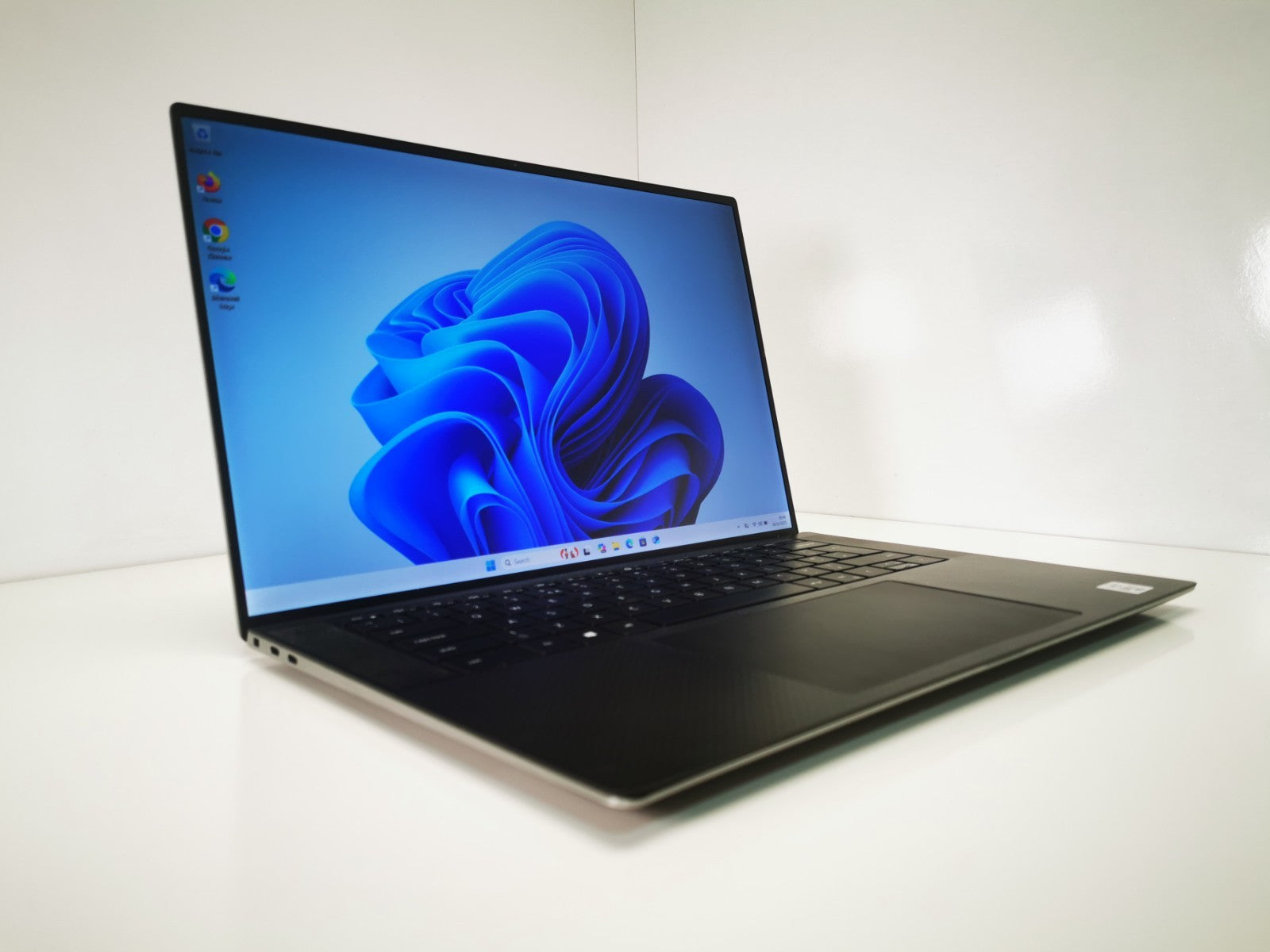 Dell Precision 5550 15.6″ Workstation – 10th Gen i7/32GB RAM/512GB SSDWin 11 Pro