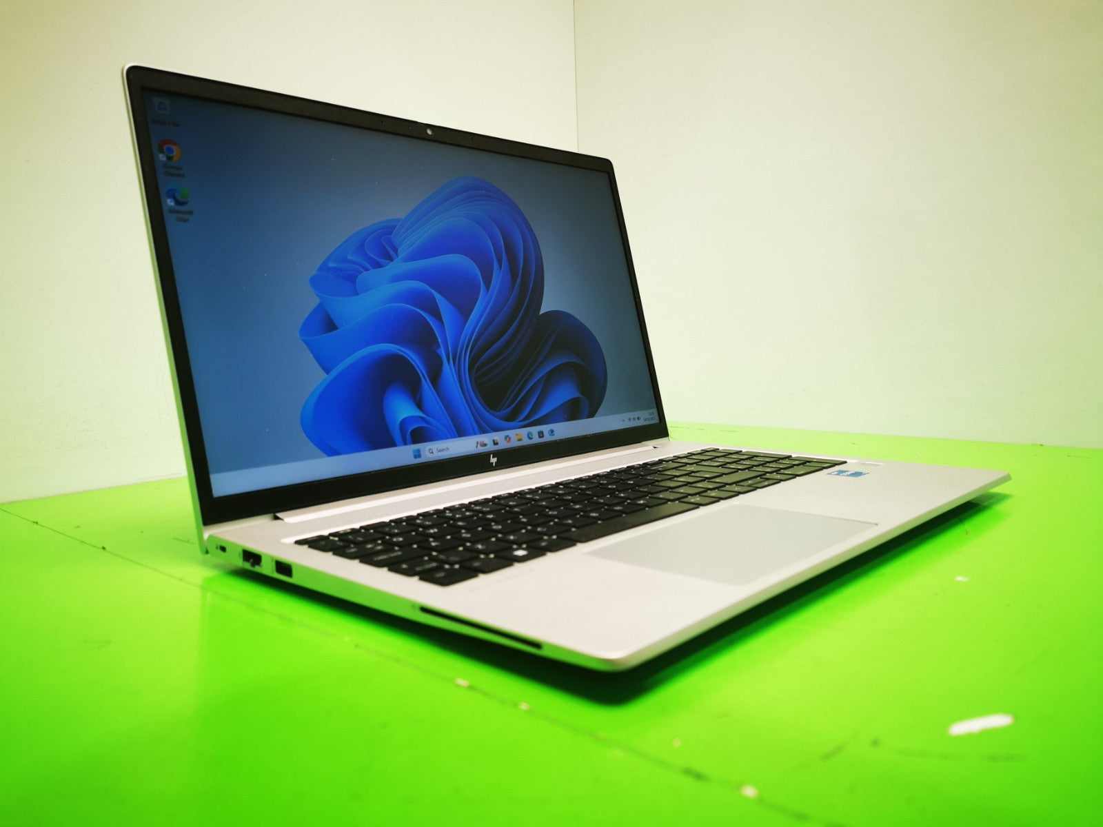HP EliteBook 650 G10 15.6″ Laptop -  13th Gen i5/16GB RAM/512GB SSD/W11P