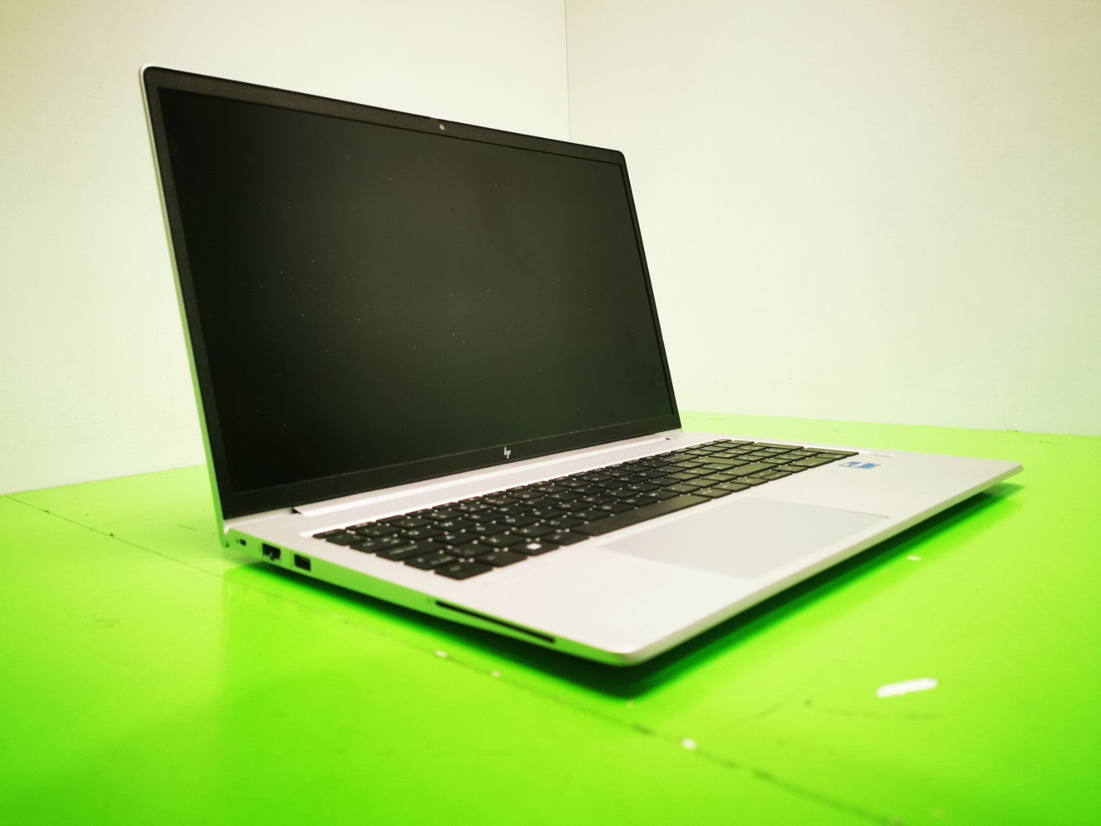 HP EliteBook 650 G10 15.6″ Laptop -  13th Gen i5/16GB RAM/512GB SSD/W11P