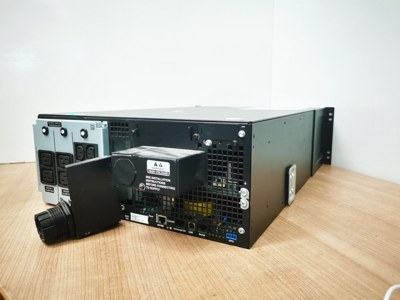 APC SRT6KRMXLI Smart-UPS 3U SRT 6000VA 6kVA 6000W UPS - Not fully tested