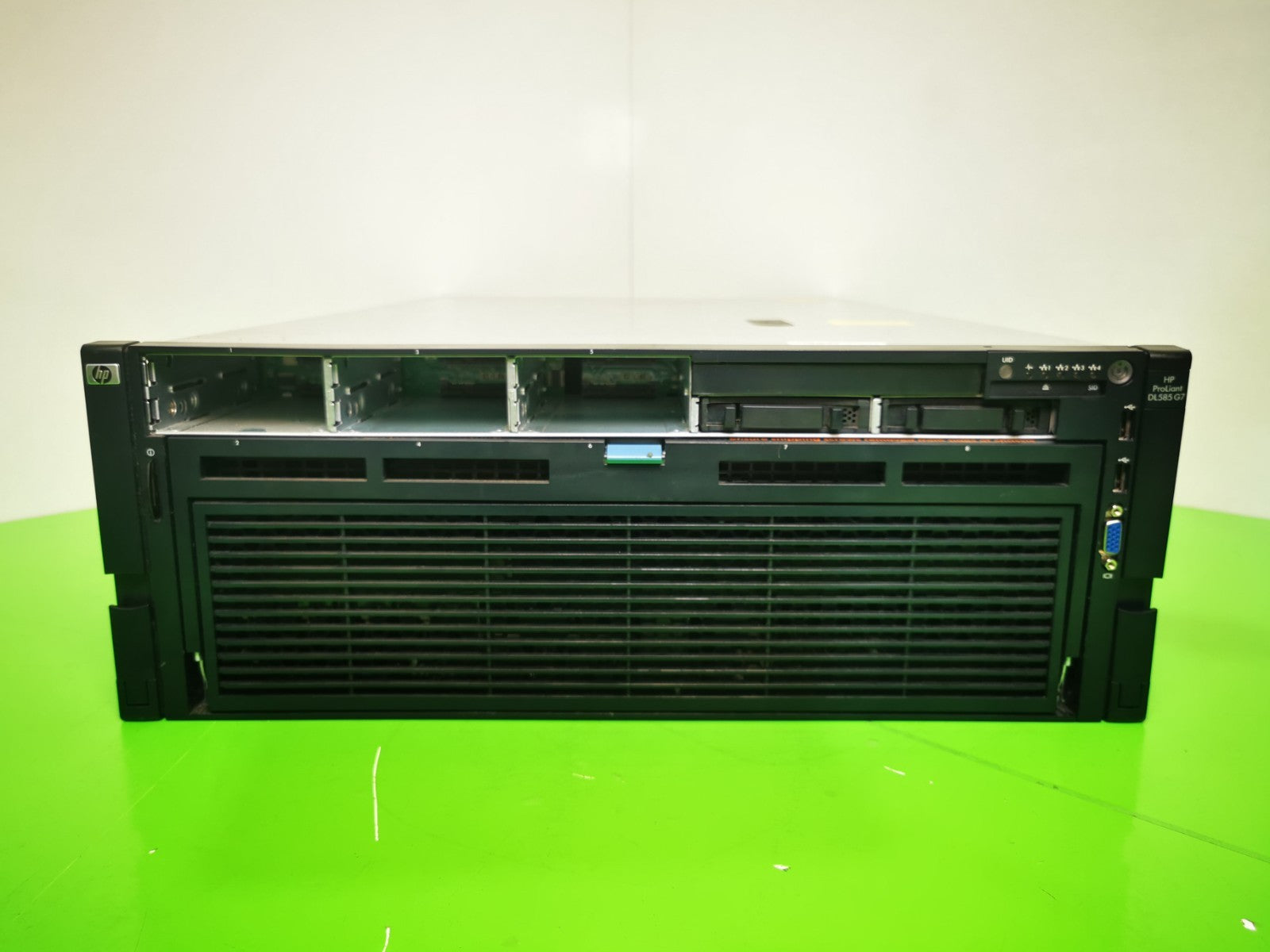 HP Proliant DL585 G7 64GB RAM - AMD 2.30GHZ x 4 P410i - Server