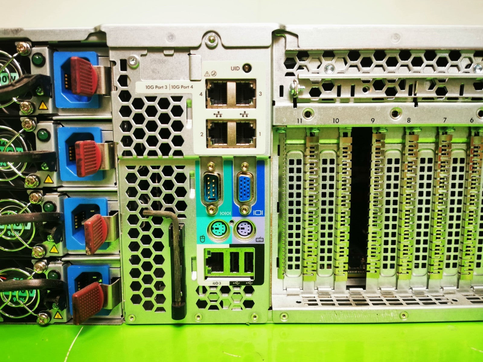 HP Proliant DL585 G7 64GB RAM - AMD 2.30GHZ x 4 P410i - Server