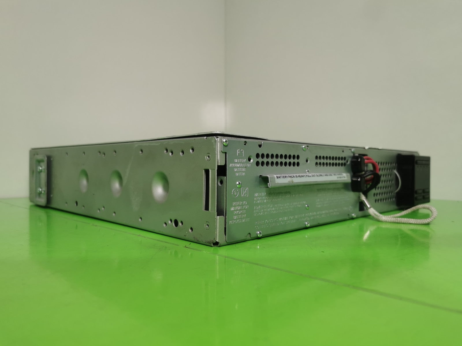 APC Smart-UPS SMT1000RMI2UC 1000VA 2U Rackmount UPS LCD 700W -With Batteries