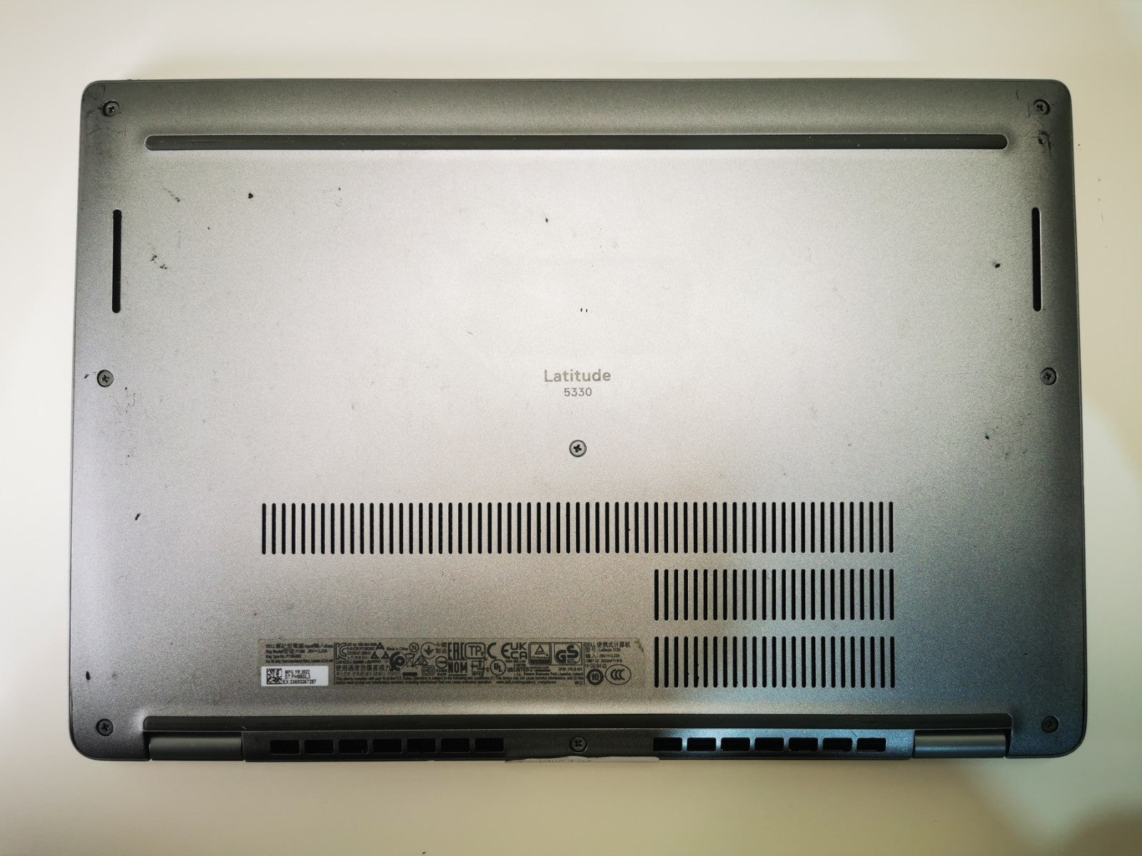 Dell Laptop Latitude 5330 13.3" i5-1245U 16GB RAM 256GB SSD Windows 11 Pro