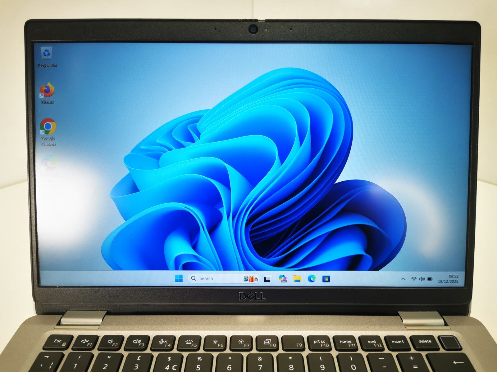 Dell Laptop Latitude 5330 13.3" i5-1245U 16GB RAM 256GB - Key Fault -  Grade D