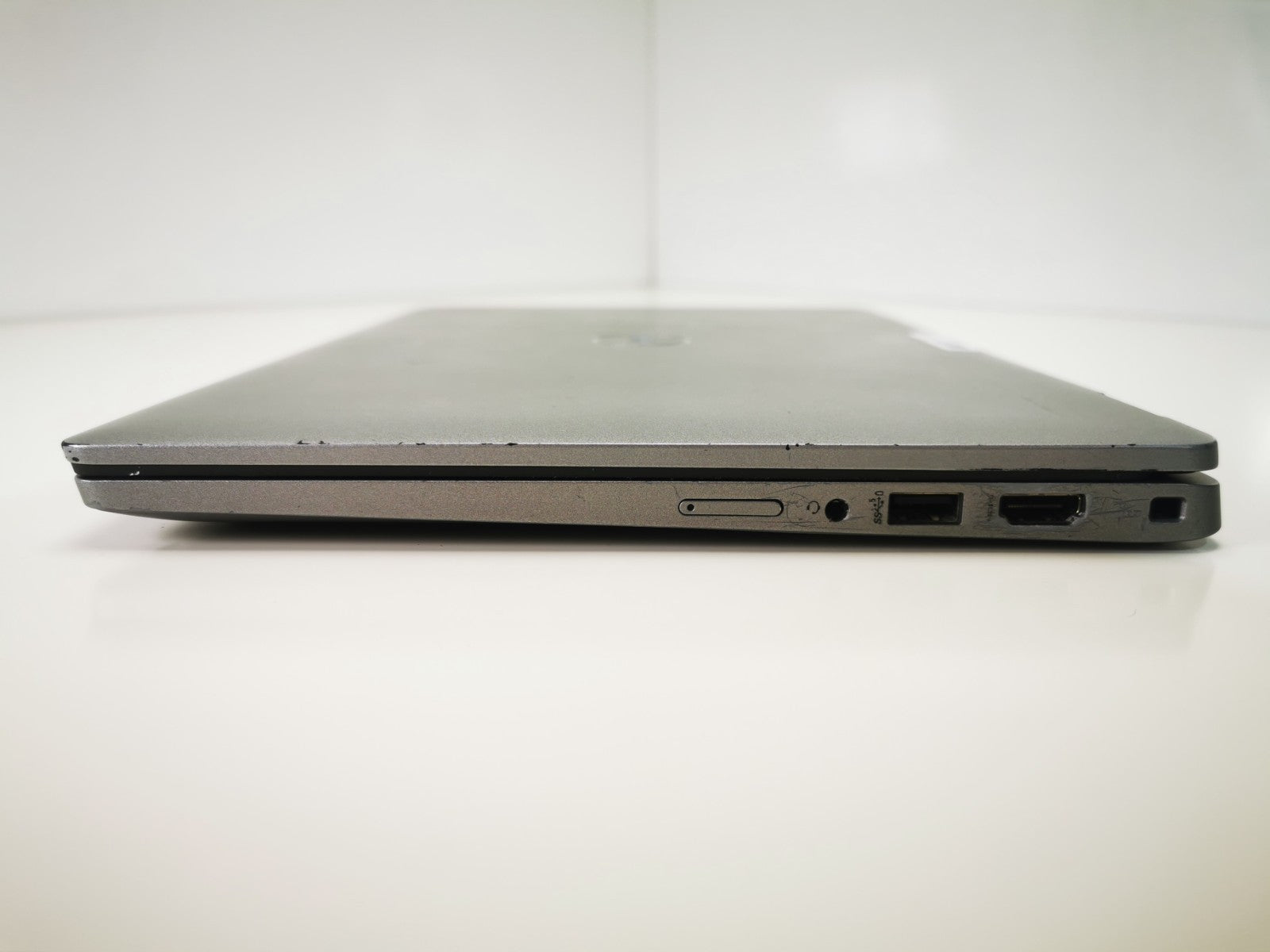 Dell Laptop Latitude 5330 13.3" i5-1245U 16GB RAM 256GB - Key Fault -  Grade D