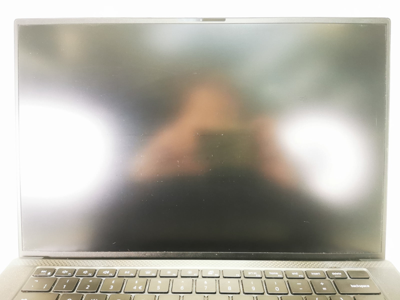 Dell Precision 5550 15.6″ Workstation – i7-10th Gen, 32GB, 512GB SSD,Faulty Port