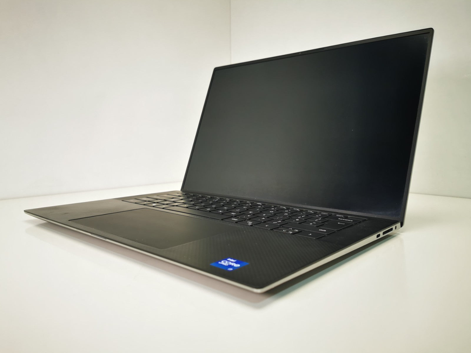 Dell Laptop Precision 5560 Core i7-11850H 32GB/512GB RTX A2000 15.6" WUXGA IPS