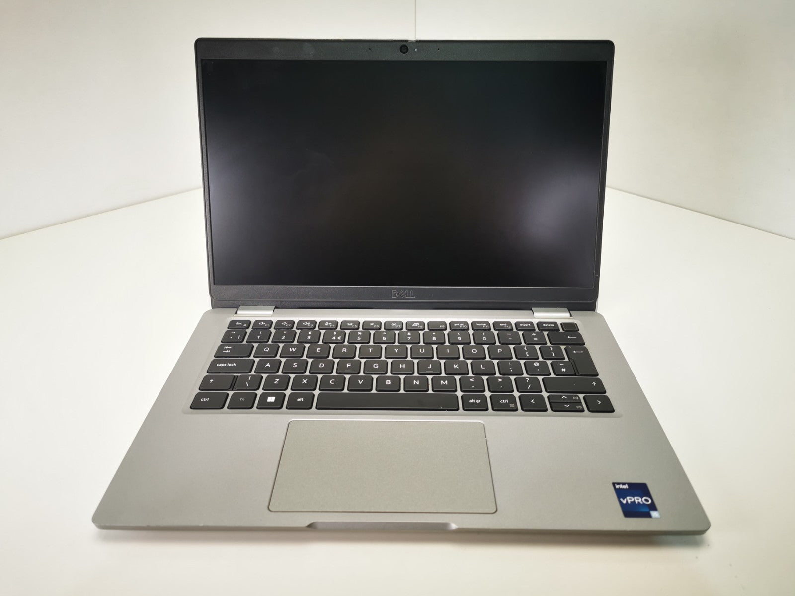 Dell Laptop Latitude 5330 13.3" i5-1245U 16GB RAM 256GB SSD Windows 11 Pro