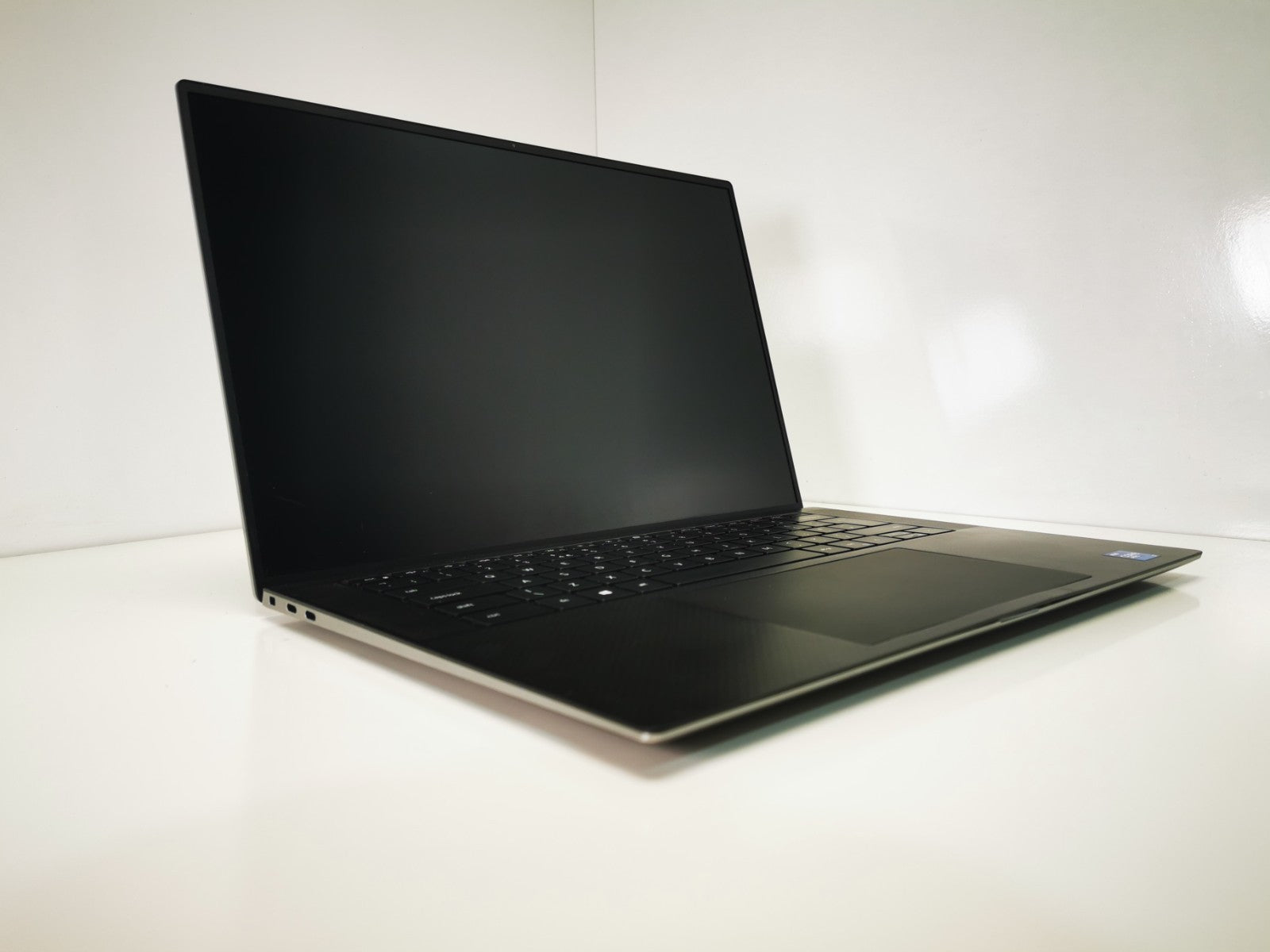 Dell Laptop Precision 5560 Core 15.6" Laptop - 11th Gen i7/32GB/512GB/RTX A2000