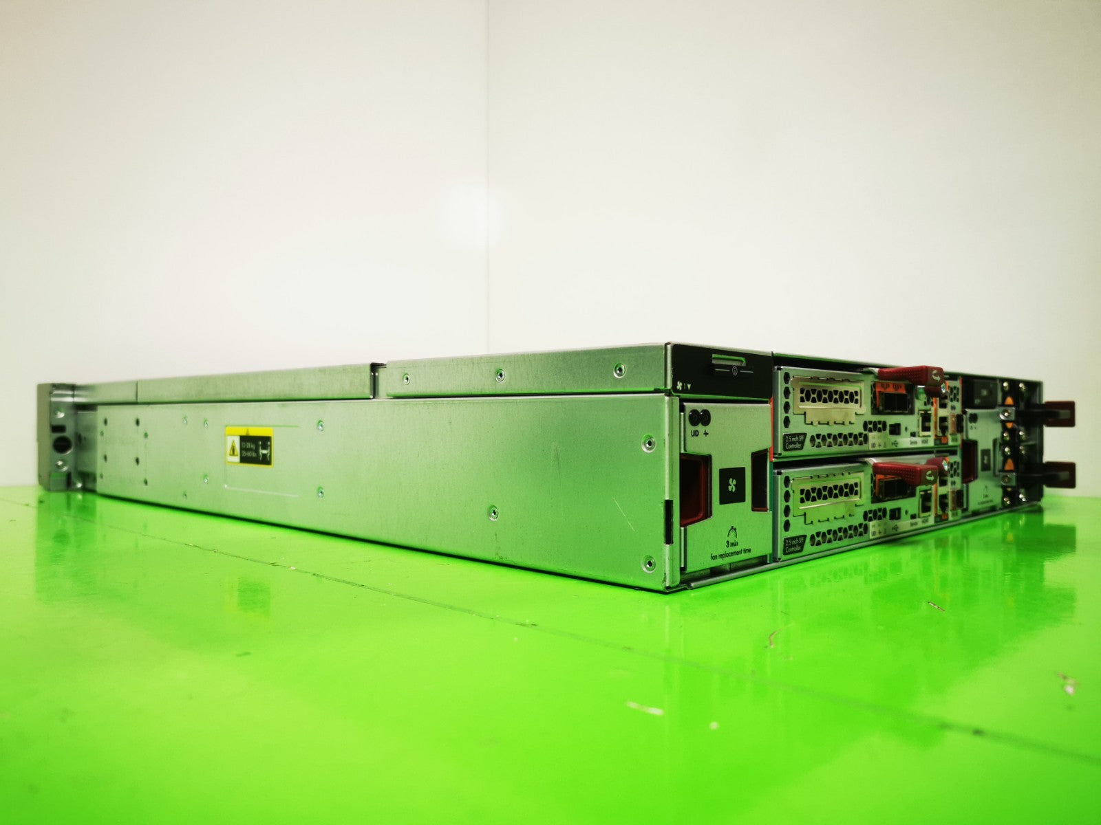 HP STOREVIRTUAL 3200 - 4x 10GBE ISCSI SFF STORAGE Dual SFP+ 25 SFF Bay N9X20A