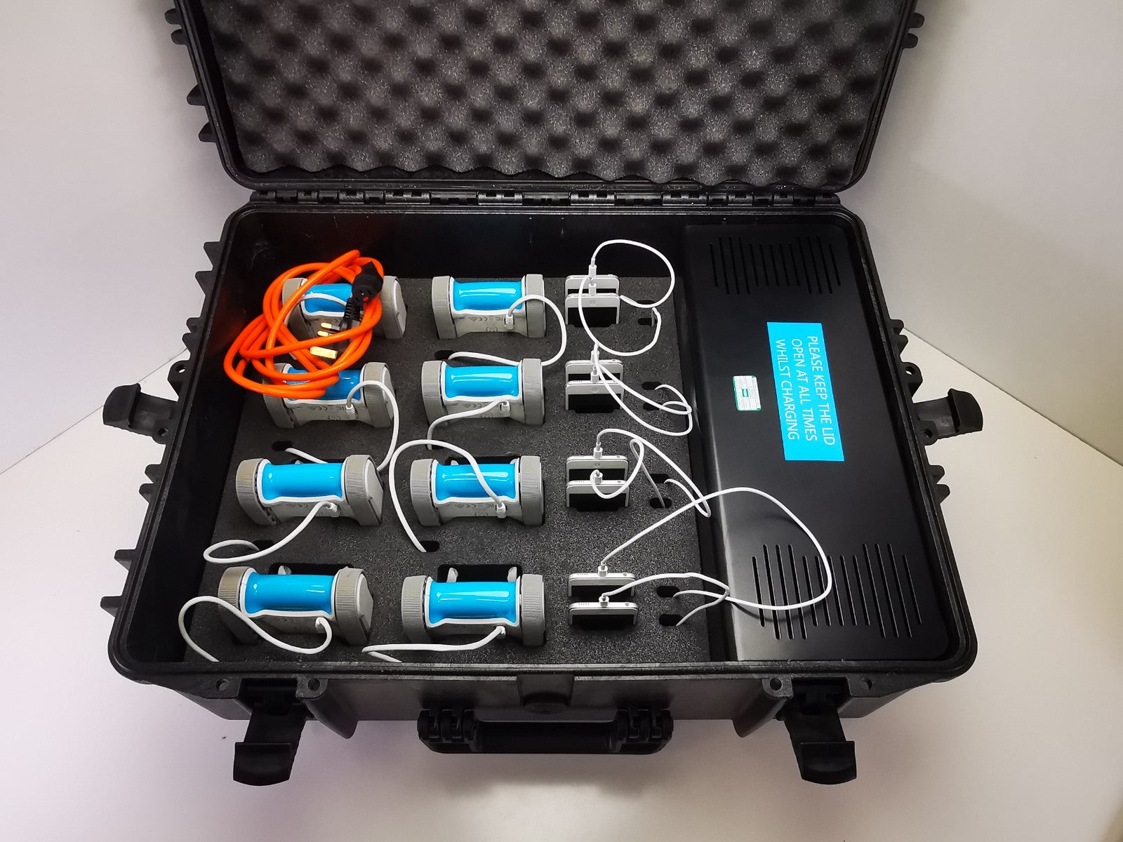 Osbourne Technologies Romo3L - 8x Romo3L + 8x iPod Touch 2012 + Charging case