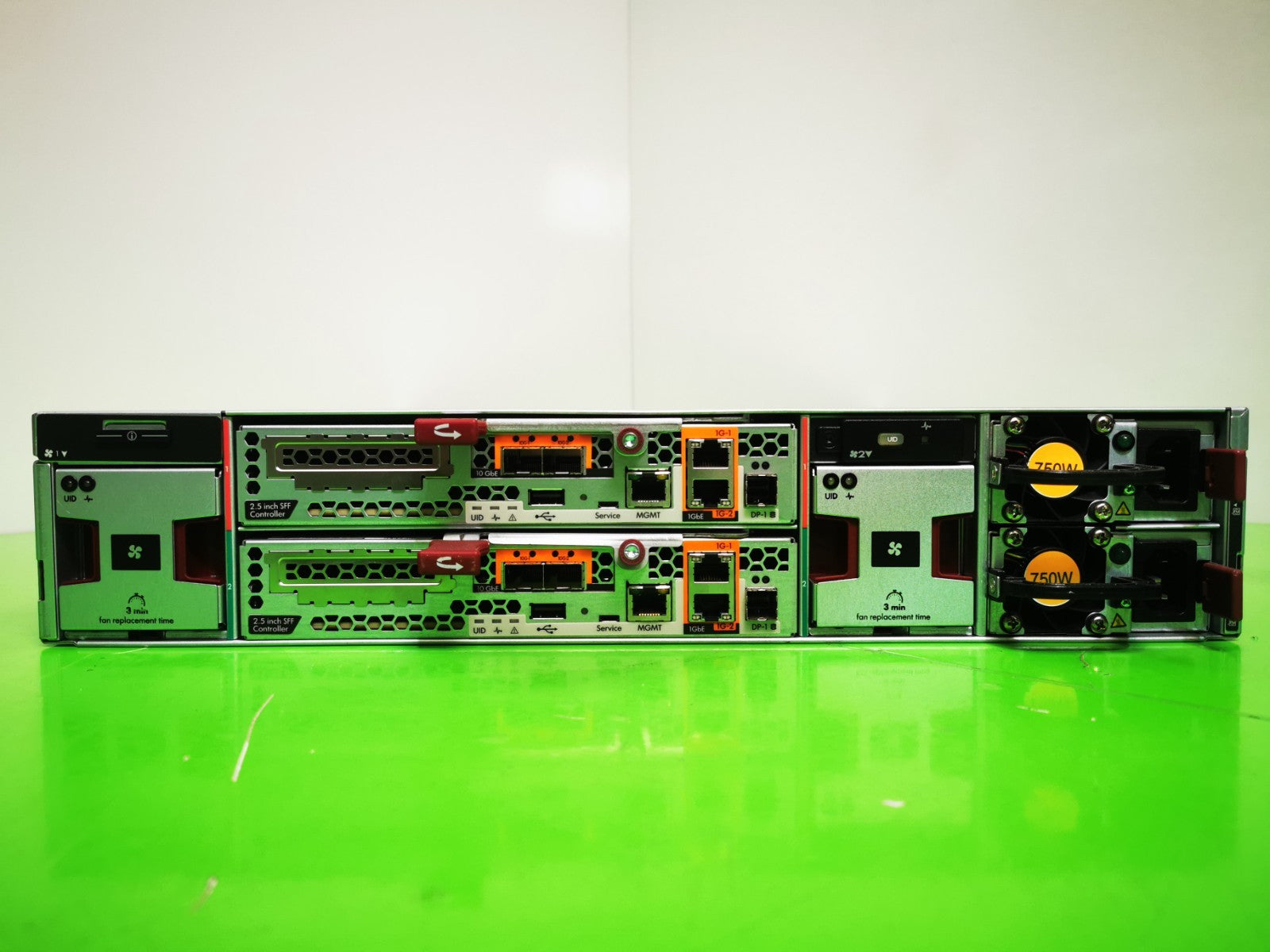 HP STOREVIRTUAL 3200 - 4x 10GBE ISCSI SFF STORAGE Dual SFP+ 25 SFF Bay N9X20A