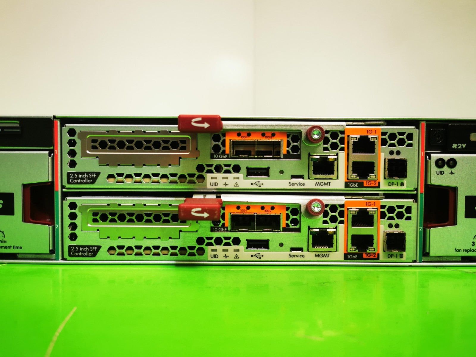 HP STOREVIRTUAL 3200 - 4x 10GBE ISCSI SFF STORAGE Dual SFP+ 25 SFF Bay N9X20A