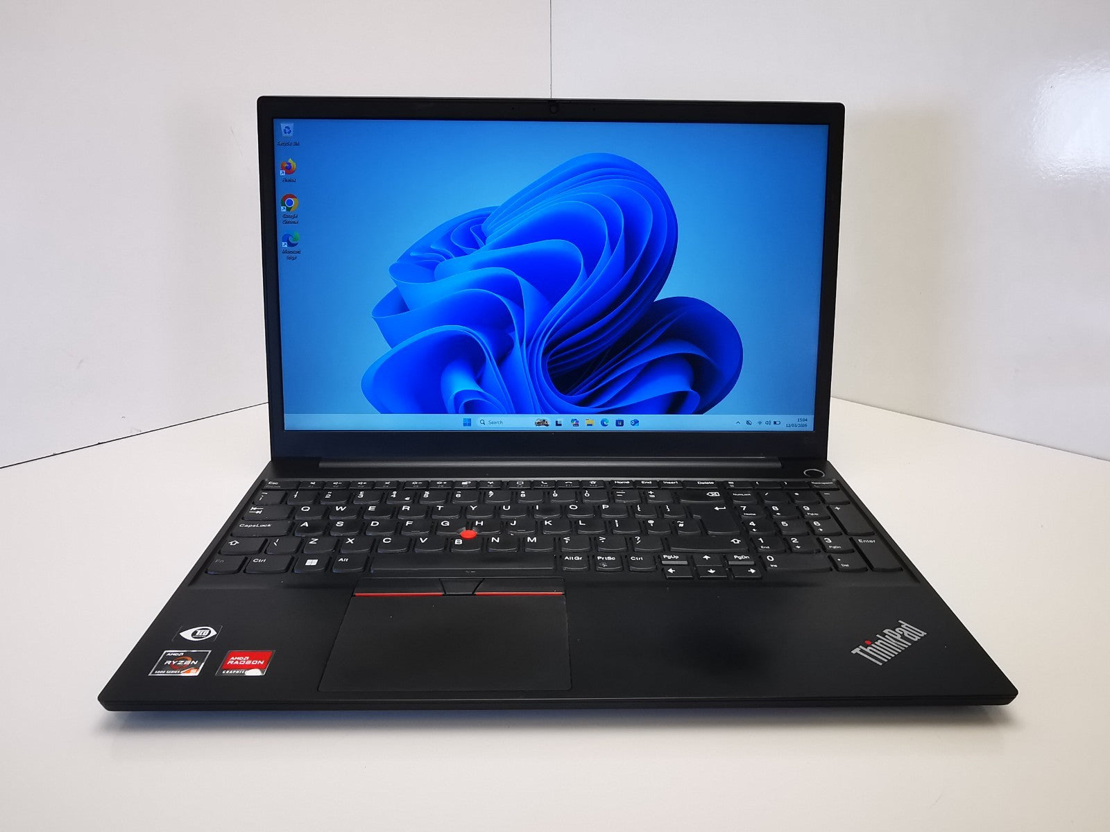 Lenovo ThinkPad E15 Gen 4 15.6" - AMD Ryzen 5 5000/8GB RAM/256GB SSD/Win 11 Pro