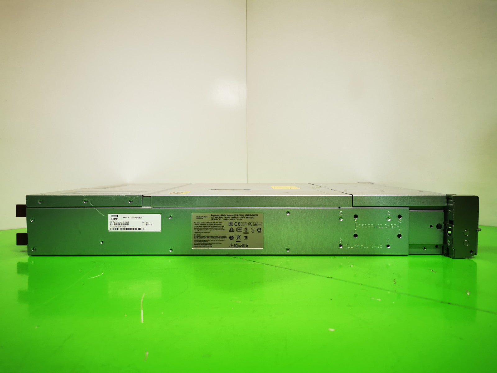 HP STOREVIRTUAL 3200 - 4x 10GBE ISCSI SFF STORAGE Dual SFP+ 25 SFF Bay N9X20A