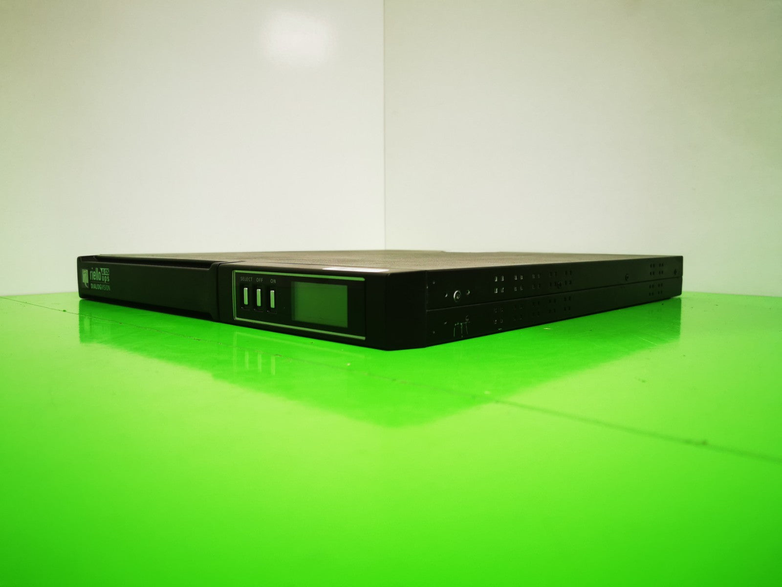Riello DVR 1100 UPS Rack-Mount 1u - 1100VA - No Batteries