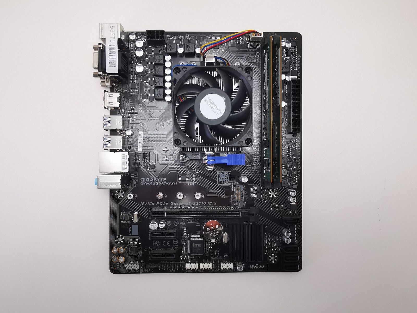Gigabyte GA-A320M-S2H V2 1.1 Socket AM4  Motherboard, AMD CPU  8GB BUNDLE