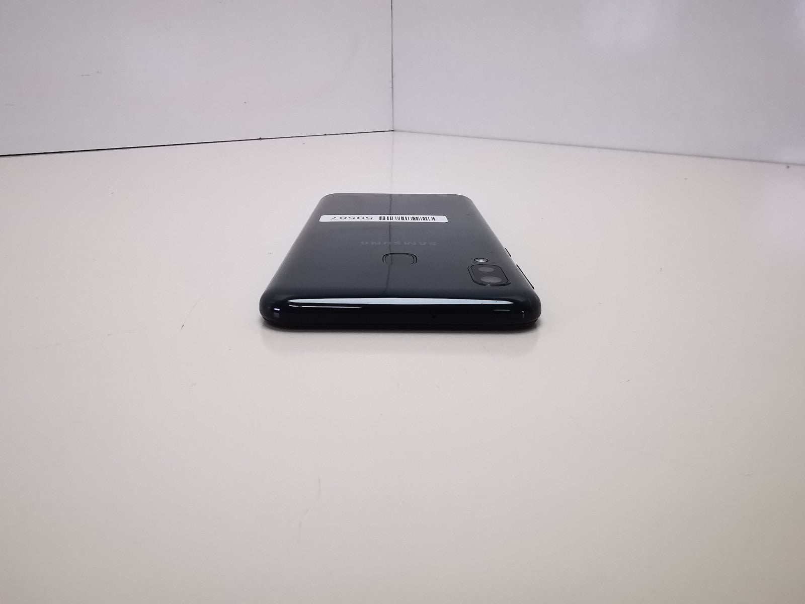Samsung Galaxy A20e - 5.8"/Black/32GB - Network Unlocked - GRADE B
