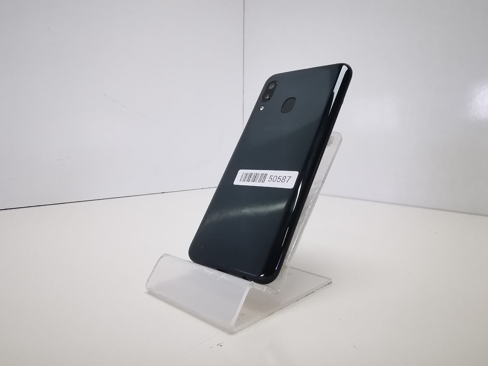 Samsung Galaxy A20e - 5.8"/Black/32GB - Network Unlocked - GRADE B