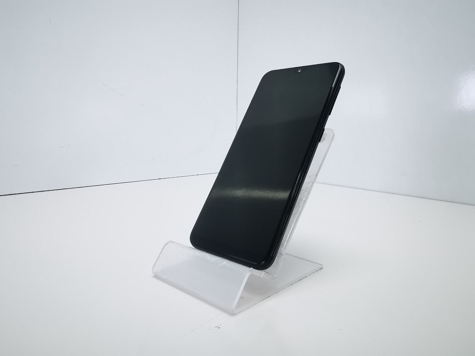 Samsung Galaxy A20e - 5.8"/Black/32GB - Network Unlocked - GRADE B