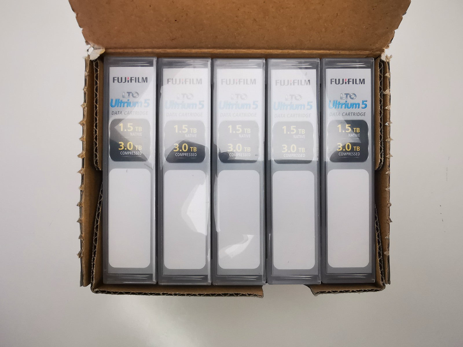 Box of 5 x Fujififilm LTO-5/Ultrium-5 Data Tapes/Cartridges 1.5/3TB - New in box