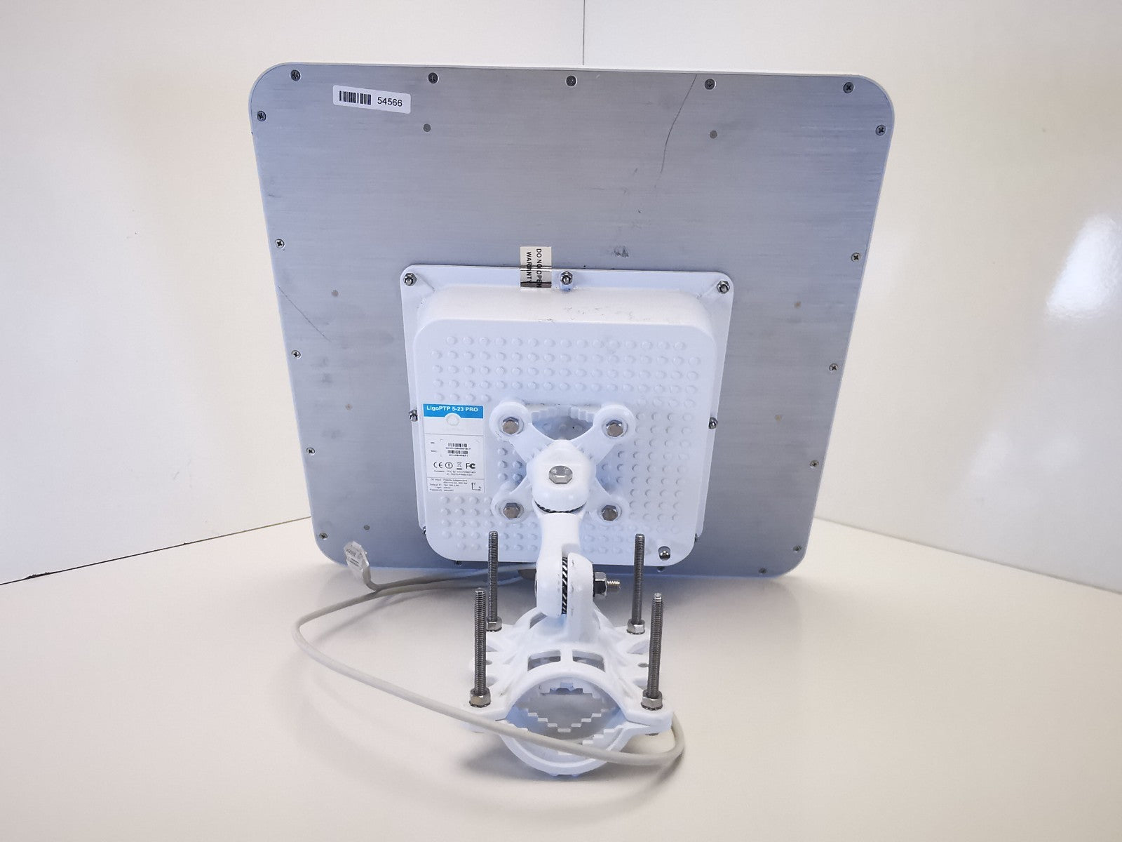 LigoWave LigoPTP 5-23 MIMO, 5GHz Point-to-Point Integrated Backhaul Device