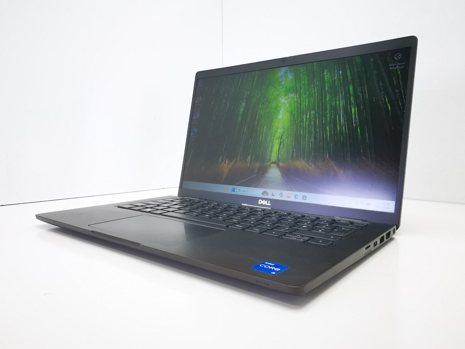 Dell Latitude 7420 14″ Laptop – 11th Gen i5/8GB RAM/256GB SSD/Win 11 Pro