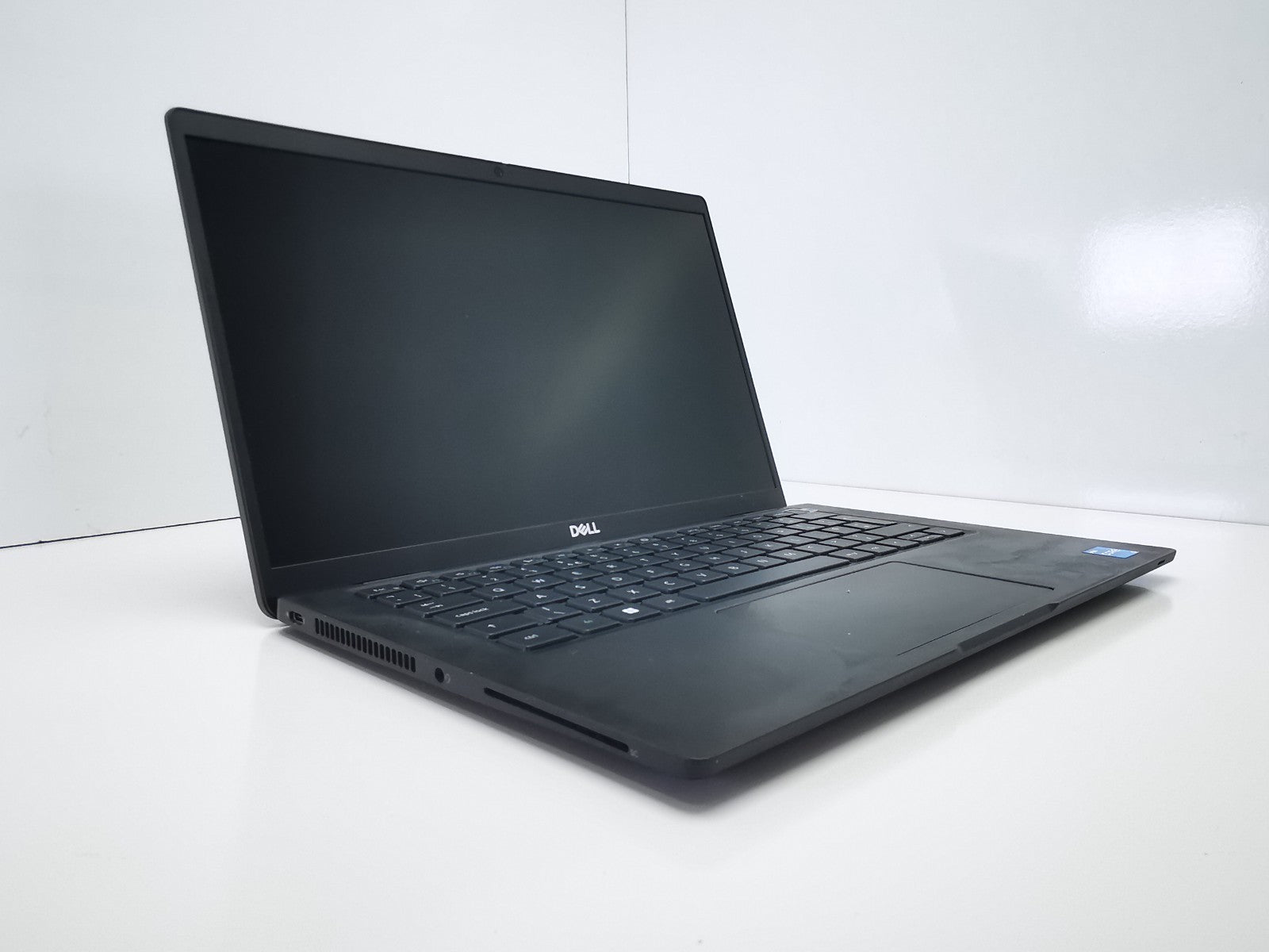 Dell Latitude 7420 14″ Laptop – 11th Gen i5/8GB RAM/256GB SSD/Windows 11 Pro