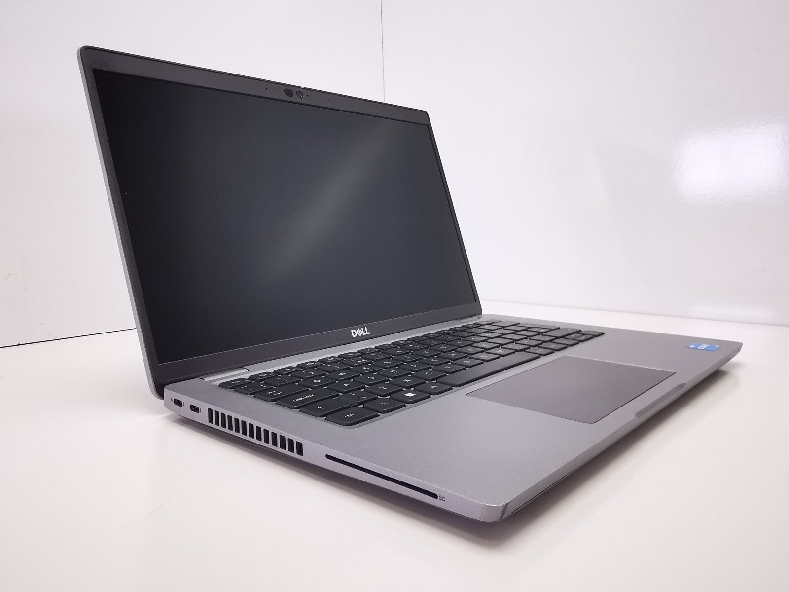Dell Latitude 5430 14" Laptop - 12th Gen i5/8GB RAM/256GB NVMe SSD/Win 11 Pro