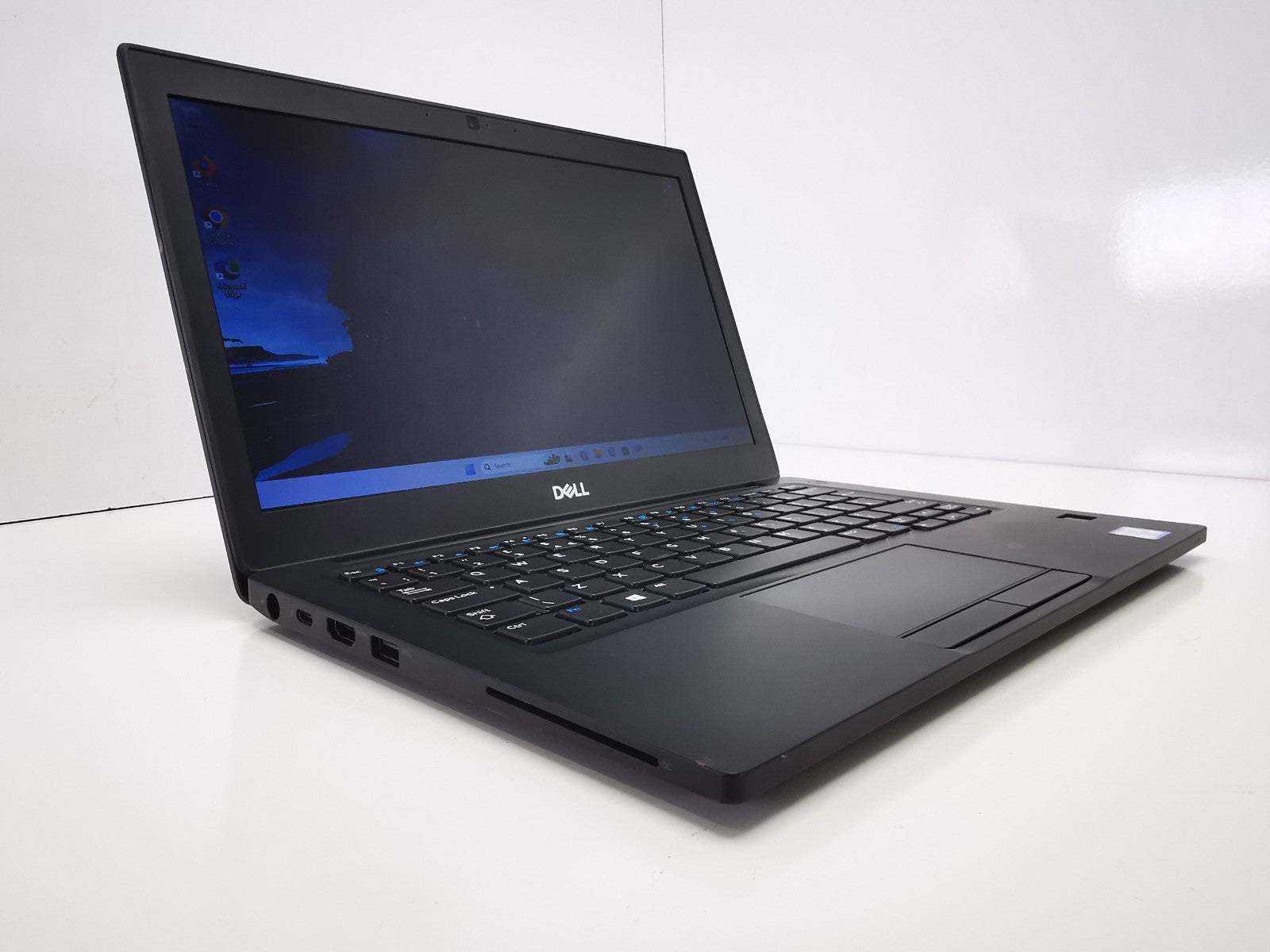 Dell Latitude 7290 12.5" Laptop - 8th Gen i5/8GB RAM/256GB SSD/Win 11 Pro