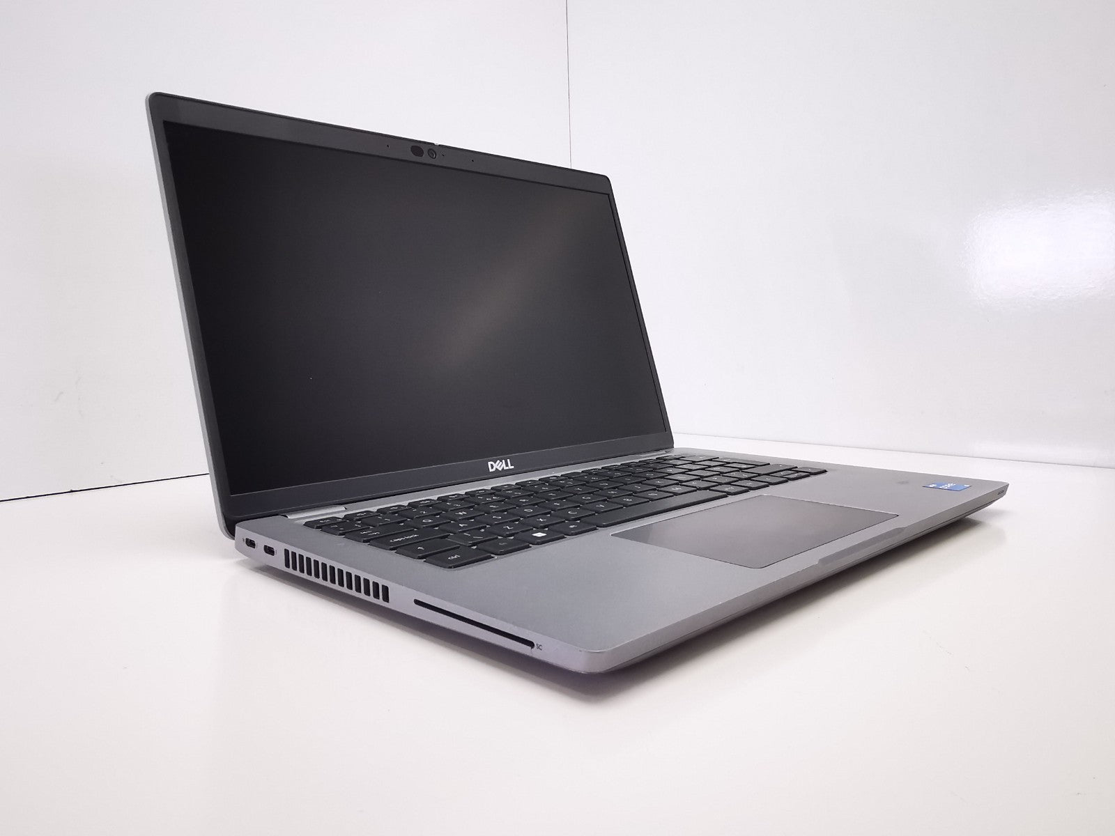 Dell Latitude 5430 14" Laptop - 12th Gen i5/16GB RAM/256GB NVMe SSD/Win 11 Pro