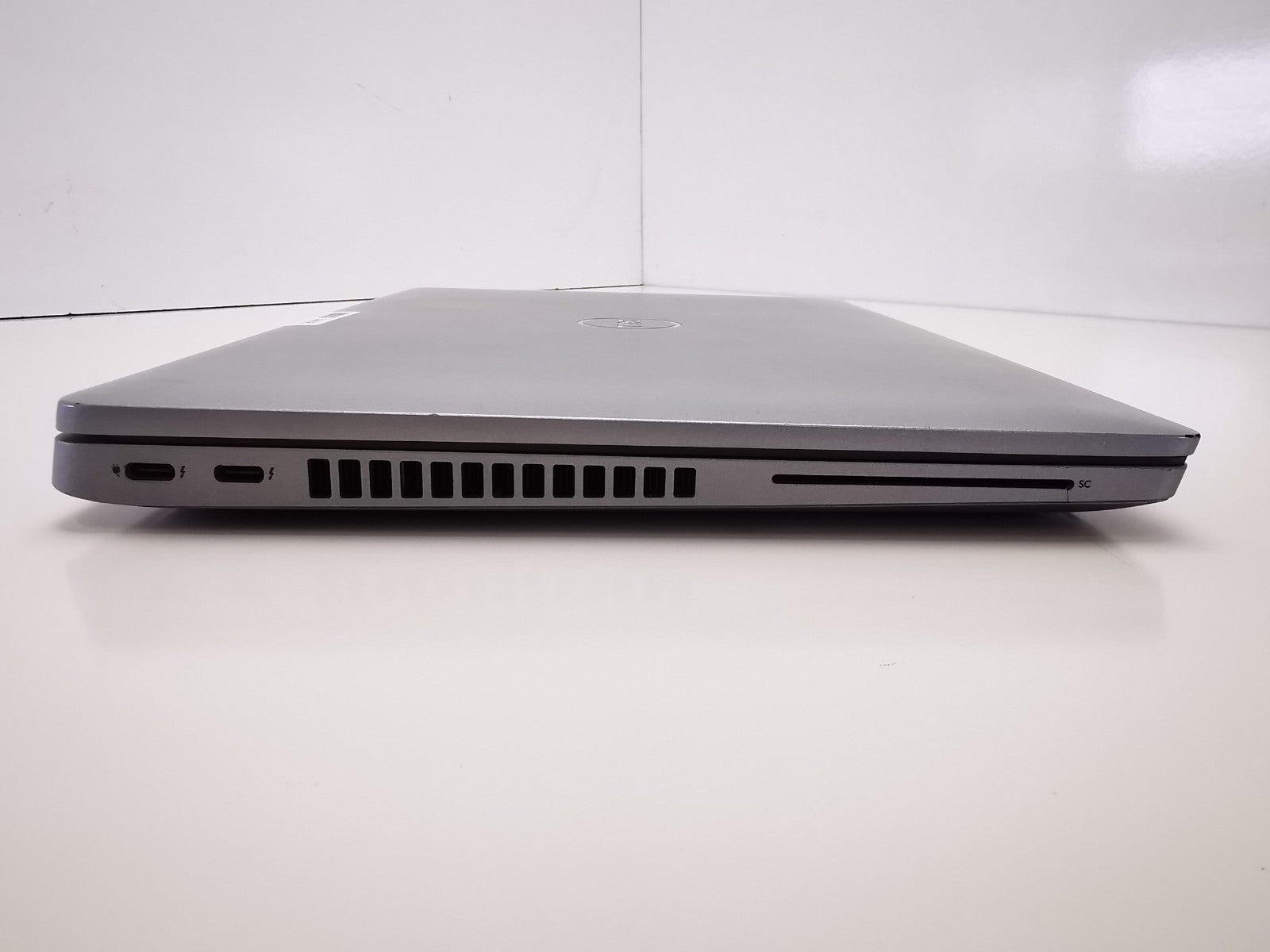 Dell Latitude 5430 14" Laptop - 12th Gen i5/16GB RAM/256GB NVMe SSD/Win 11 Pro