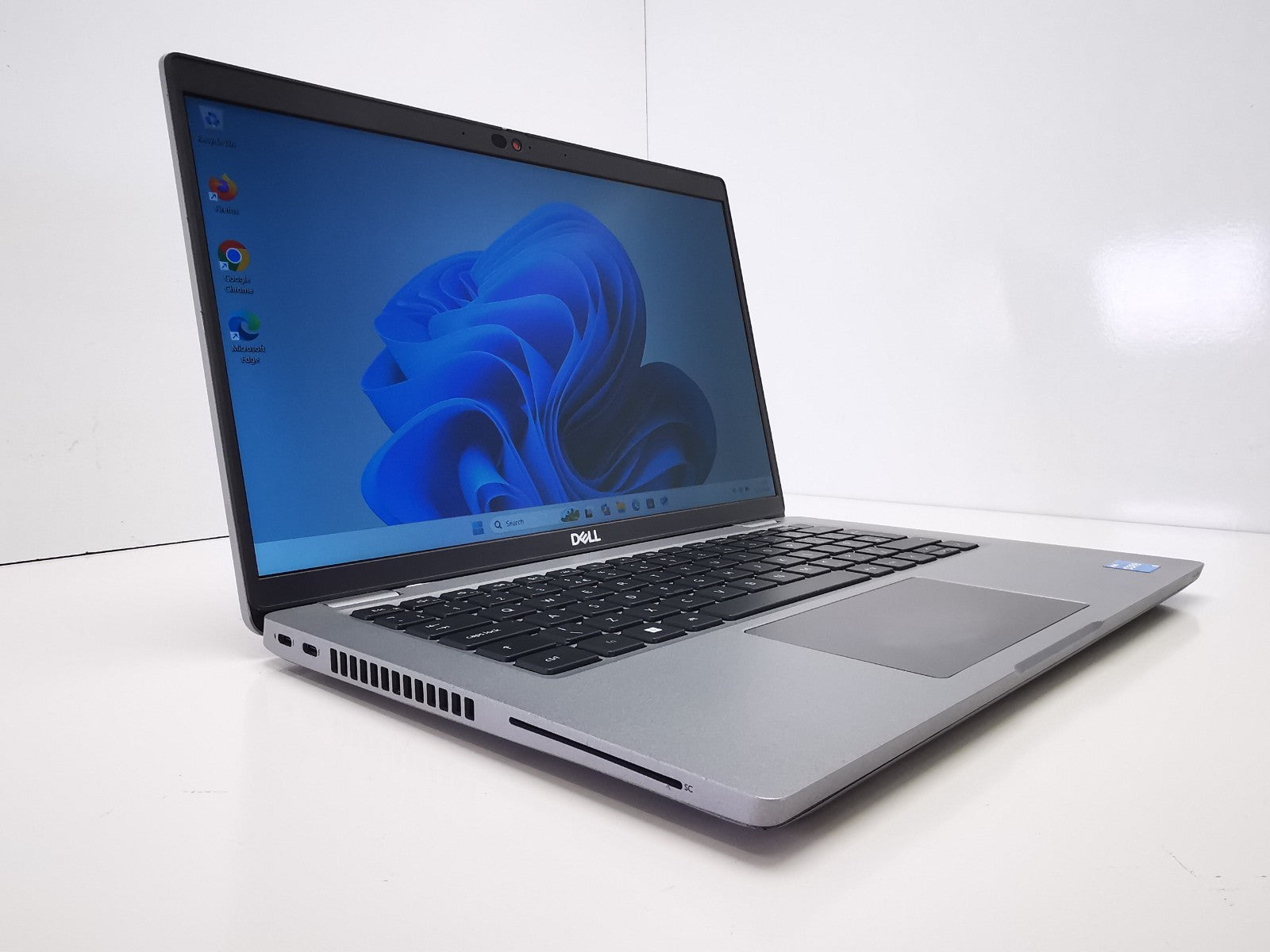 Dell Latitude 5430 14" Laptop - 12th Gen i5/8GB RAM/256GB NVMe SSD/Win 11 Pro