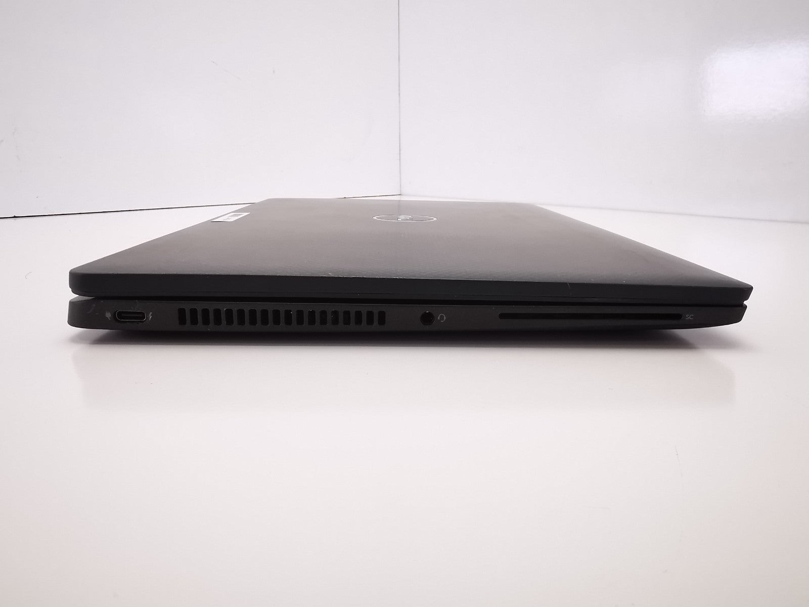 Dell Latitude 7420 14″ Laptop – 11th Gen i5/8GB RAM/256GB NVMe SSD/Win 11 Pro