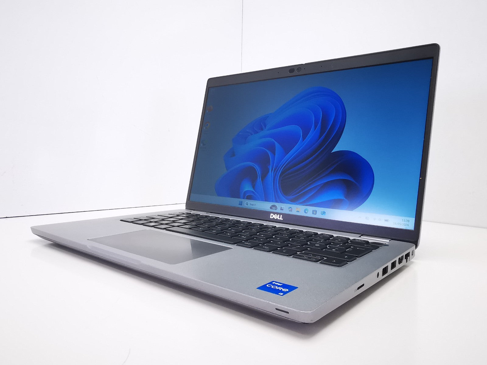 Dell Latitude 5430 14″ Laptop – 12th Gen i5/8GB RAM/256GB SSD/Win 11 Pro