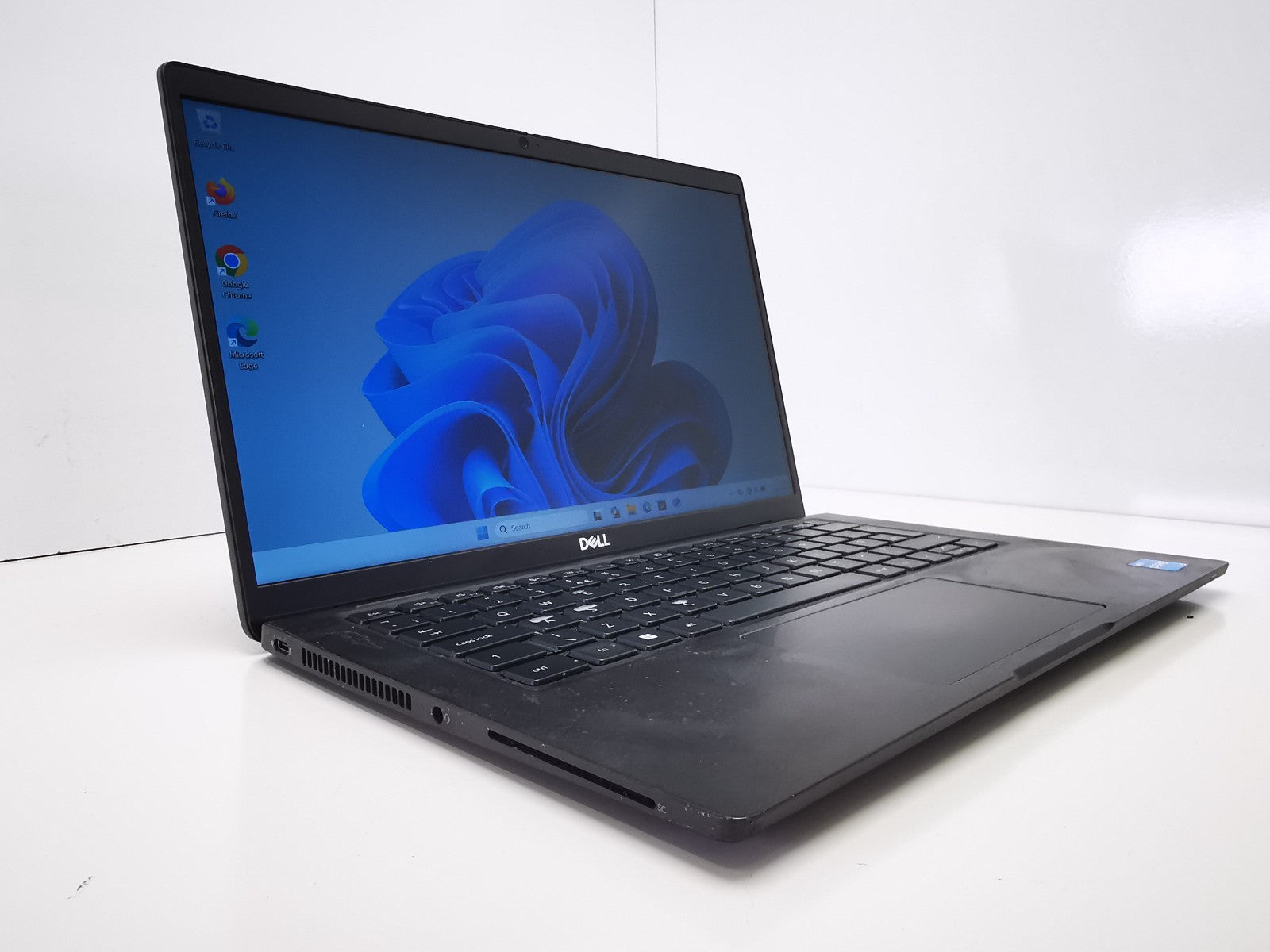 Dell Latitude 7420 14″ Laptop – 11th Gen i5/8GB RAM/256GB NVMe SSD/Win 11 Pro