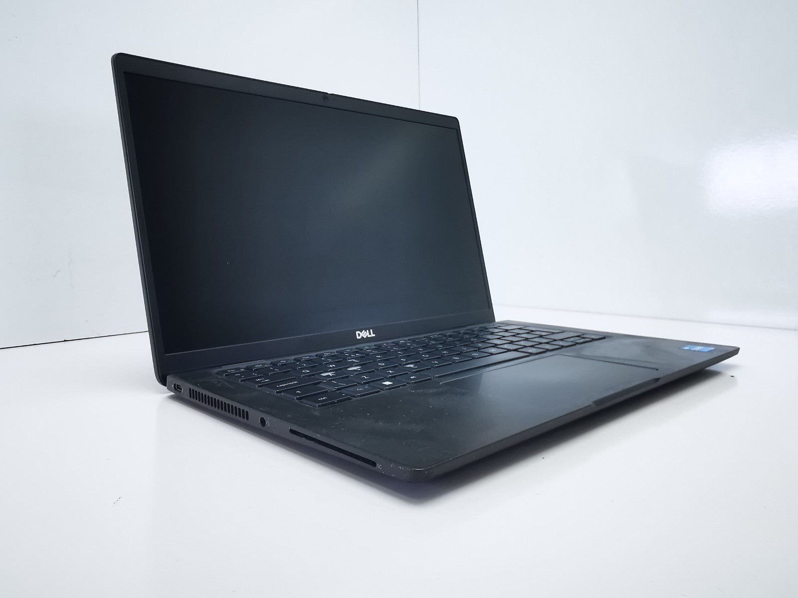 Dell Latitude 7420 14″ Laptop – 11th Gen i5/8GB RAM/256GB NVMe SSD/Win 11 Pro