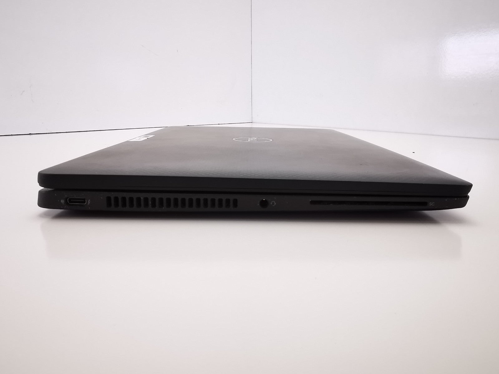 Dell Latitude 7420 14″ Laptop – 11th Gen i5/8GB RAM/256GB NVMe SSD/Win 11 Pro