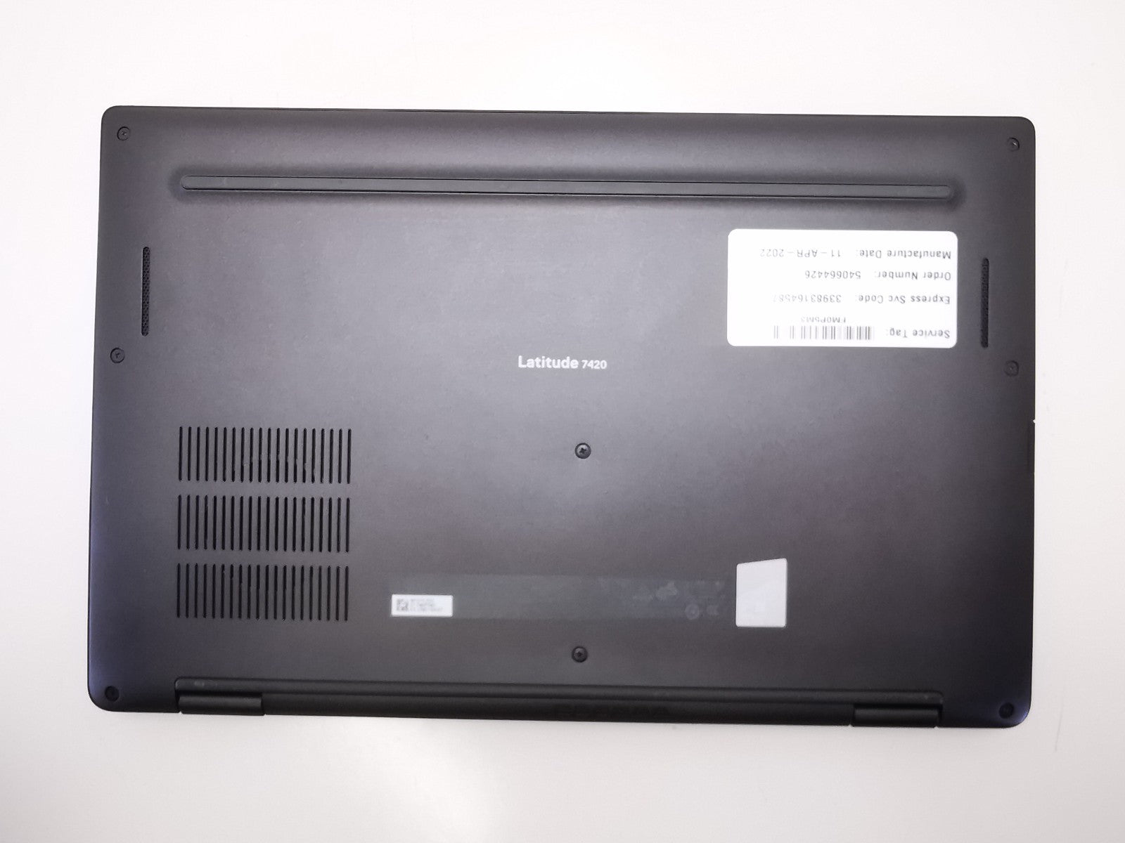 Dell Latitude 7420 14″ Laptop – 11th Gen i5/8GB RAM/256GB NVMe SSD/Win 11 Pro