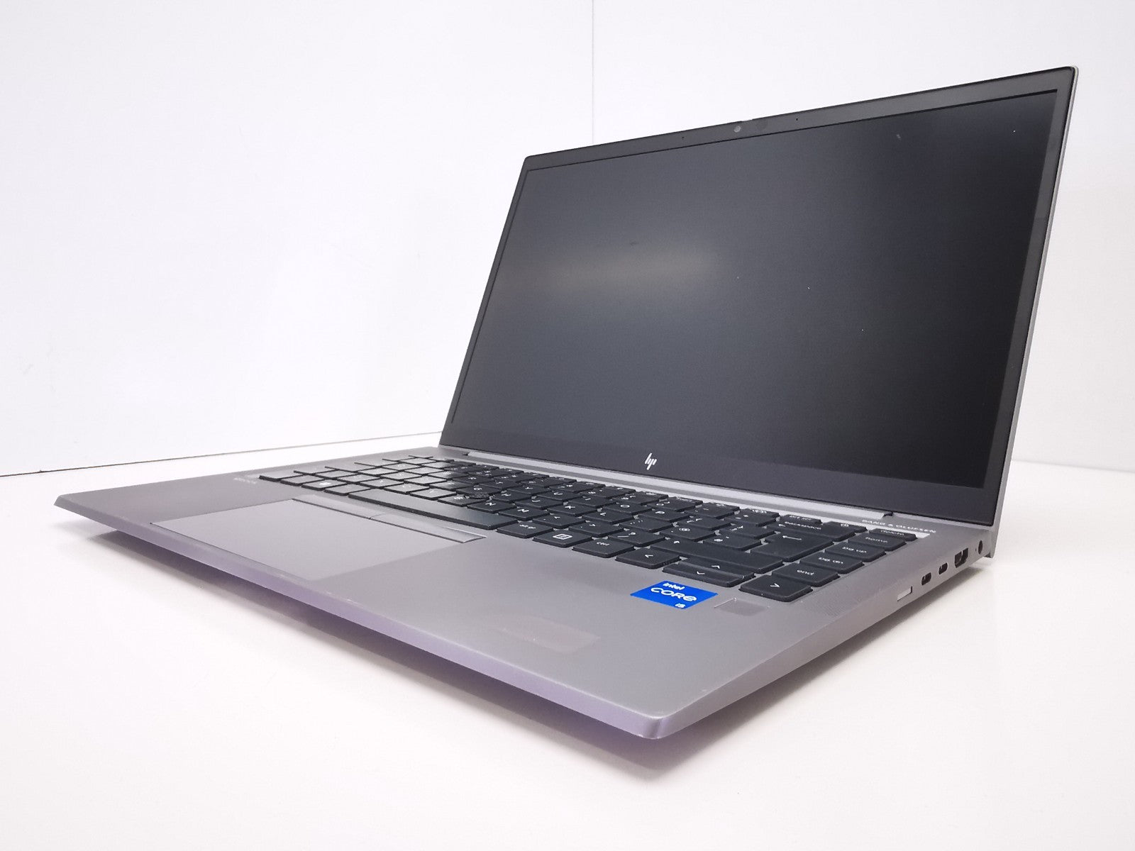 HP ZBook Firefly 14 G8 14" Laptop - 11th Gen i5/16GB RAM/256GB SSD/Win 11 Pro