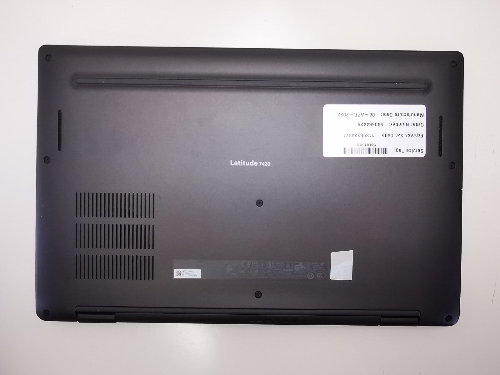 Dell Latitude 7420 14″ Laptop – 11th Gen i5/8GB RAM/256GB NVMe SSD/Win 11 Pro