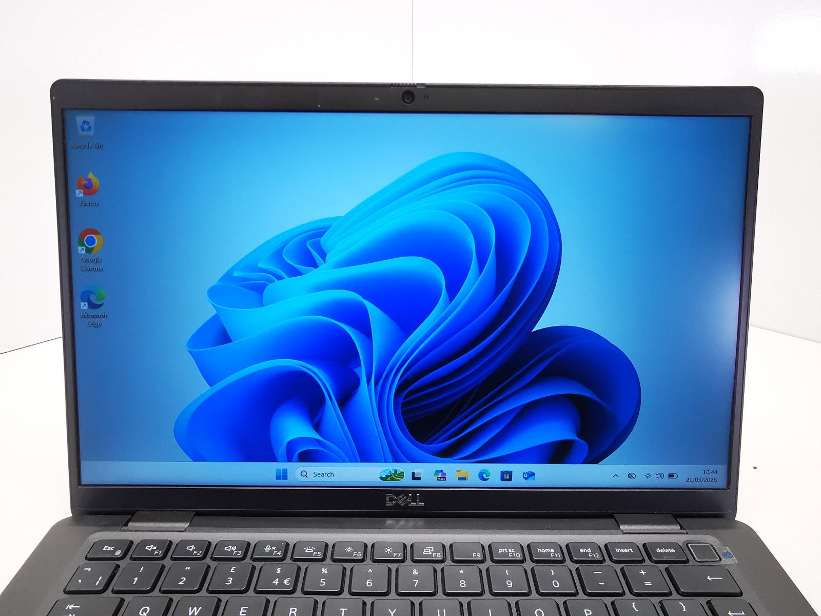 Dell Latitude 7420 14″ Laptop – 11th Gen i5/8GB RAM/256GB NVMe SSD/Win 11 Pro