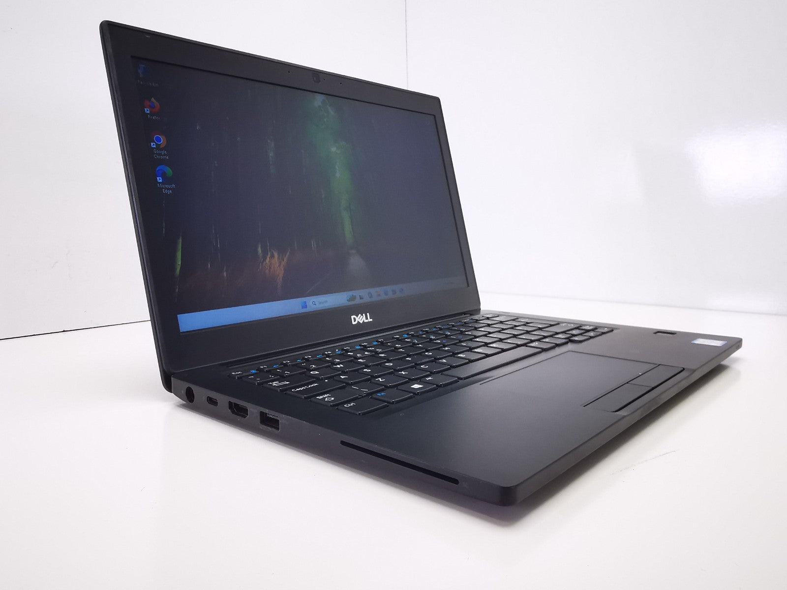 Dell Latitude 7290 12.5" Laptop - 8th Gen i7/8GB RAM/256GB SSD/Win 11 Pro