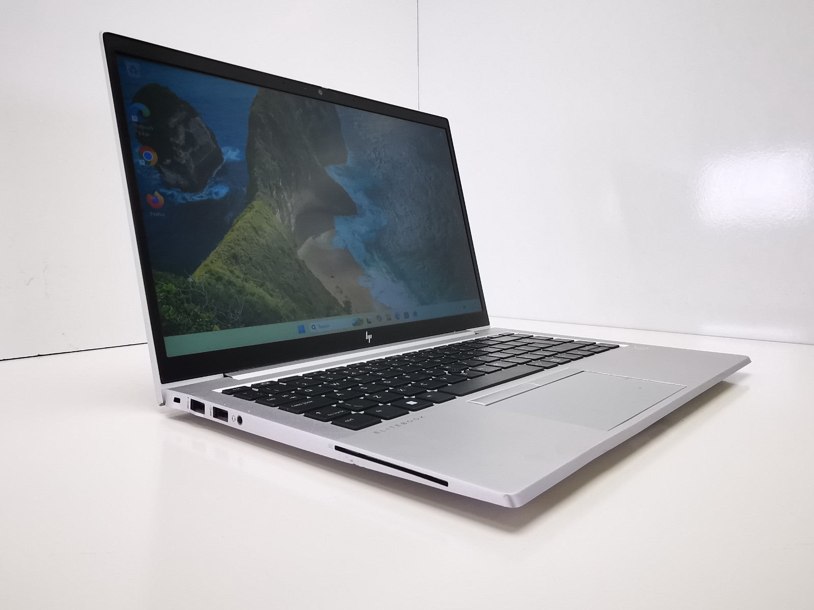 HP EliteBook 840 G8 14" Laptop - 11th Gen i5/8GB RAM/256GB NVMe SSD/Win 11 Pro