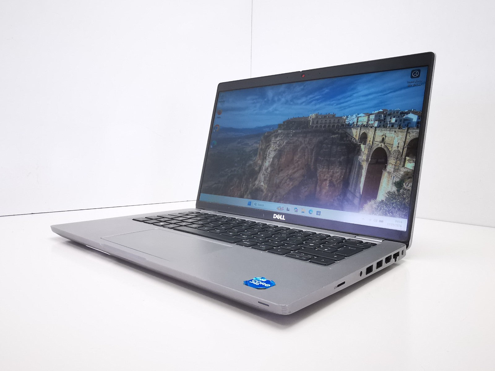 Dell Latitude 5420 14" Laptop - 11th Gen i5/16GB RAM/256GB NVMe SSD/Win 11 Pro