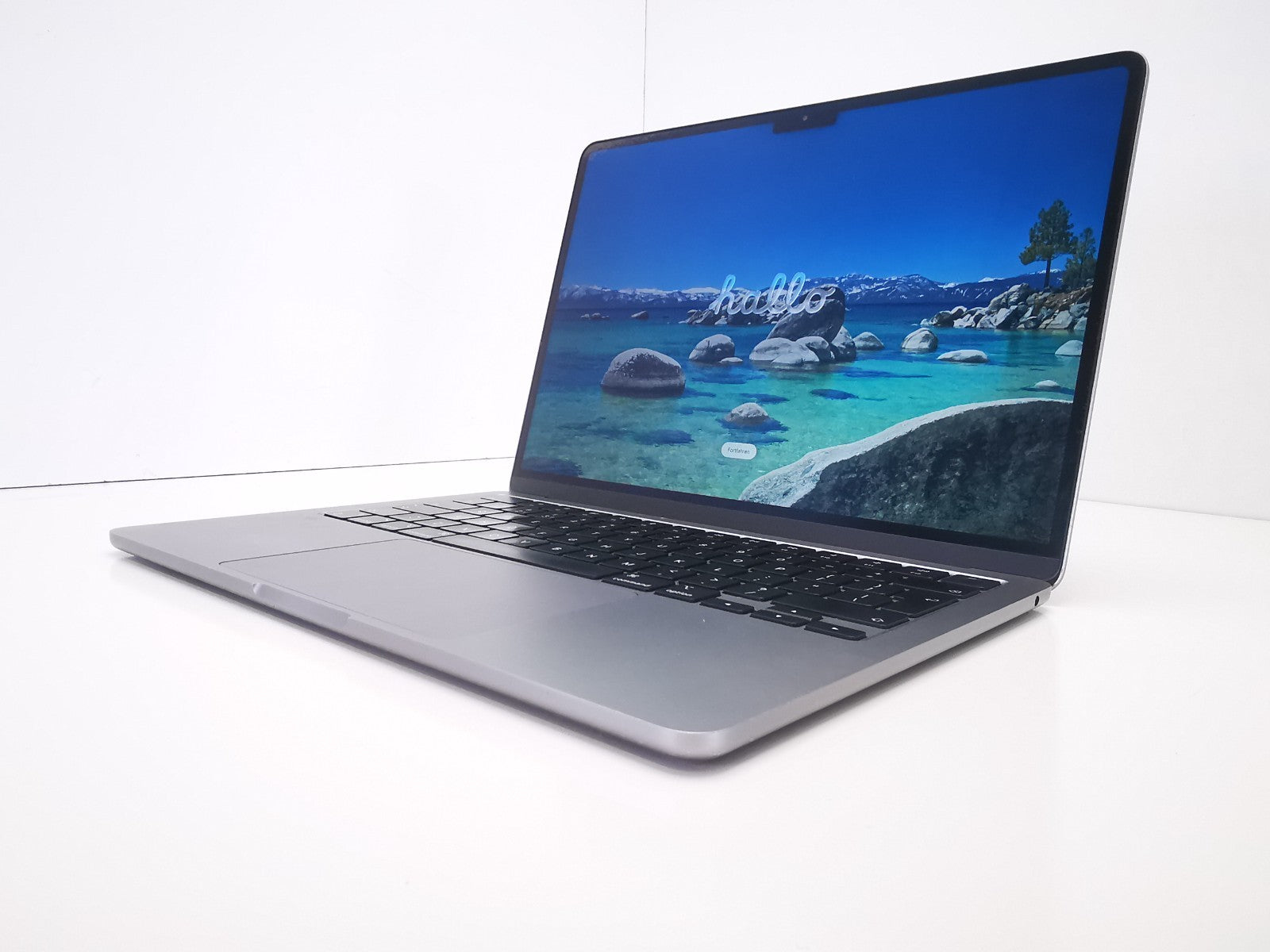 Apple MacBook Air 2022 (A2681) 13.6" - Apple M2/8GB RAM/256GB SSD/MacOS Sequoia
